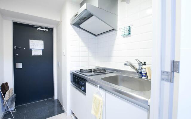 Yakuin apartment