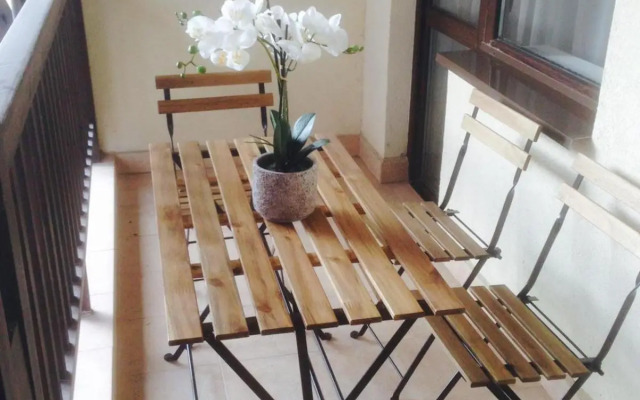 Lovely 1 Bedroom Apartment 5min FROM THE SKI LIFT!