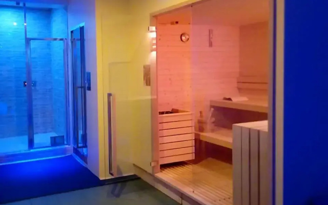 Hotel Lion Noir