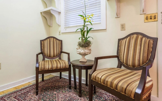 Herlong Mansion Bed & Breakfast