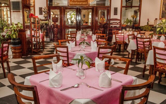 Angkor Holiday Hotel