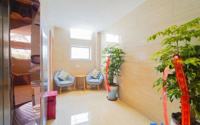 Yixin Hotel (Shanghai Lujiazui New International Expo Center)