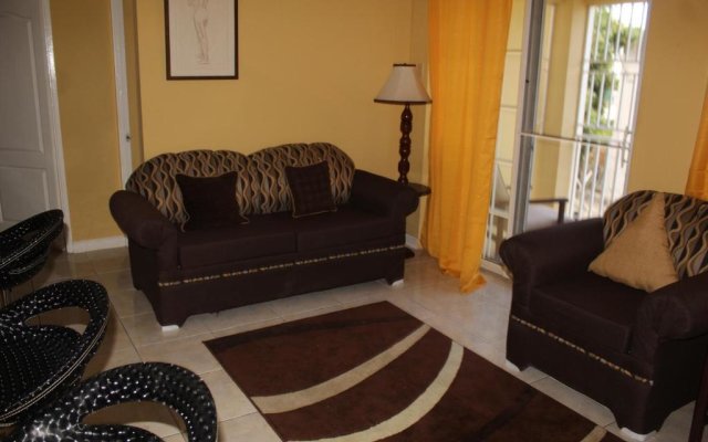 Cozy Deluxe 2BR Condo New Kingston