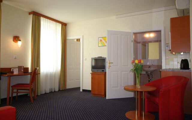 Suite Hotel 900m zur Oper