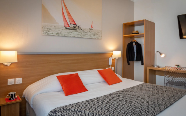 Rex Hotel