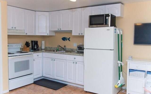 138-140 Delmar Genny's Landing