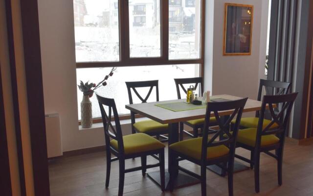 Vistanova Milmari S33