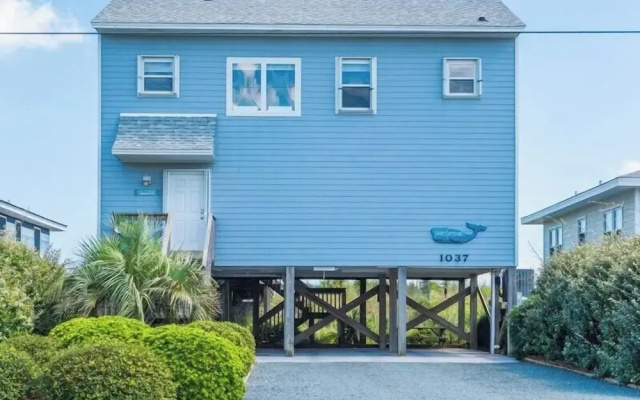 Sweet Surrender by Topsail Realty