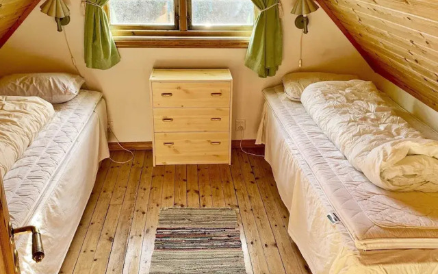 6 Person Holiday Home in Foldroyhamn