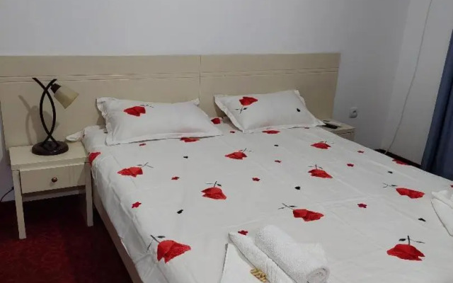 Apartament Lora