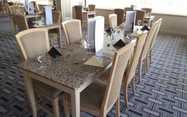 Airport Inn Gatwick