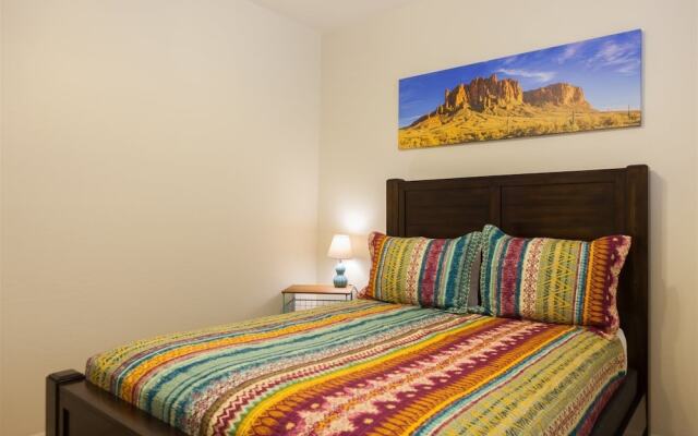 3BR Gated Ocotillo Home, Pool, Golf Course Views