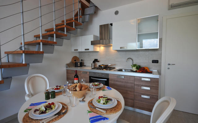 Bellano Perla Apt. 8