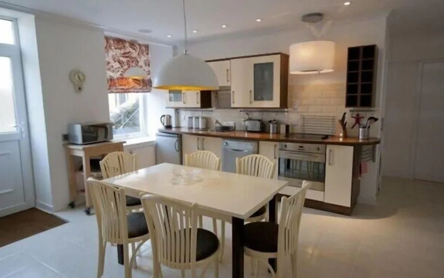 Crieff Armoury Luxury Self Catering Apartment