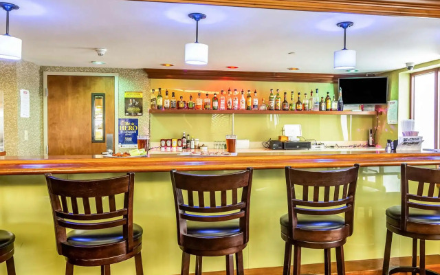 Clarion Inn Cranberry Township