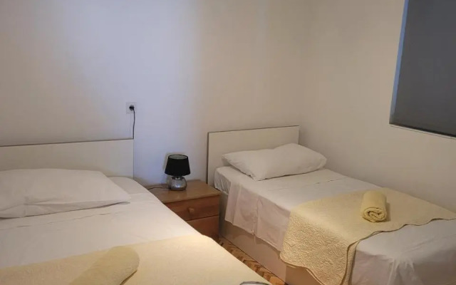 Apartment Sutivan 5629a