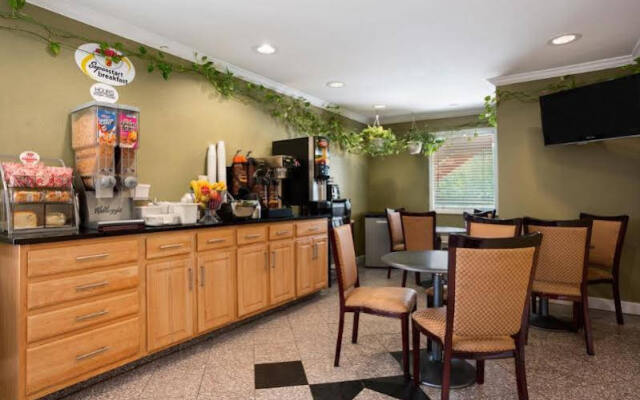 Super 8 Motel - Indianapolis