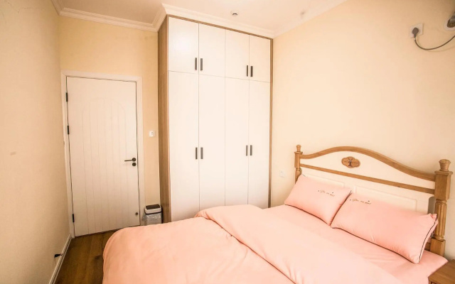 Locals Apartment Place 28 – Guest Rooms – Nanning