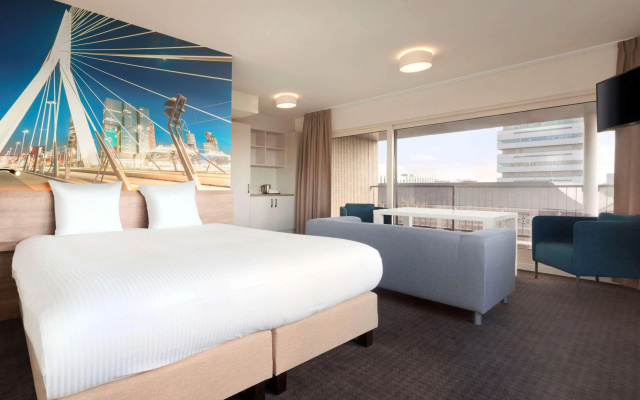 Rotterdam Teleport Hotel - Image 7