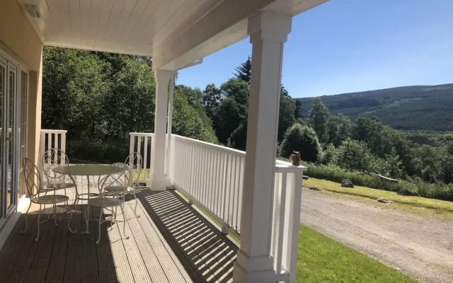 The Highlander B&B