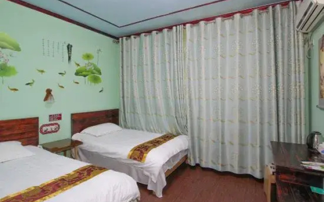 Baiyang Nianhua Hotel