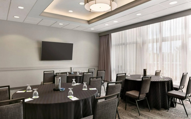 Courtyard by Marriott Tysons McLean