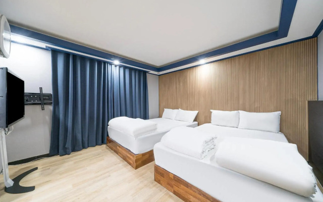 Noblesse Hotel