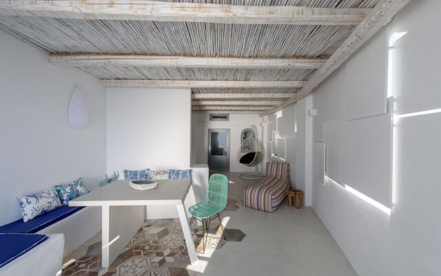 Solstice Luxury Suites