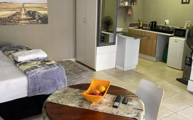 Menlyn Mews Guesthouse