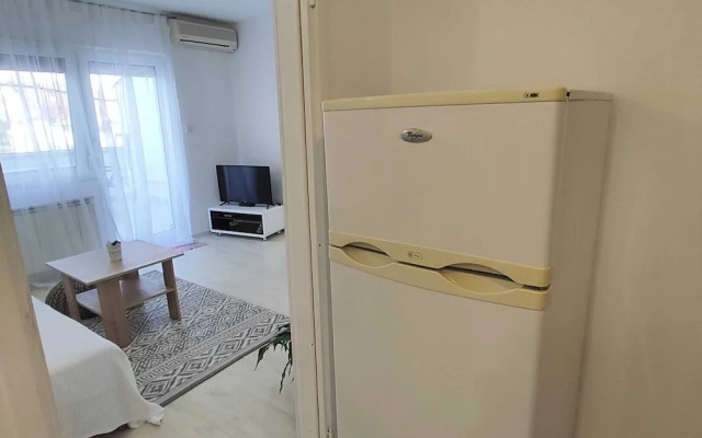 Comfortable Crikvenica Apartment With Terrace and Wifi
