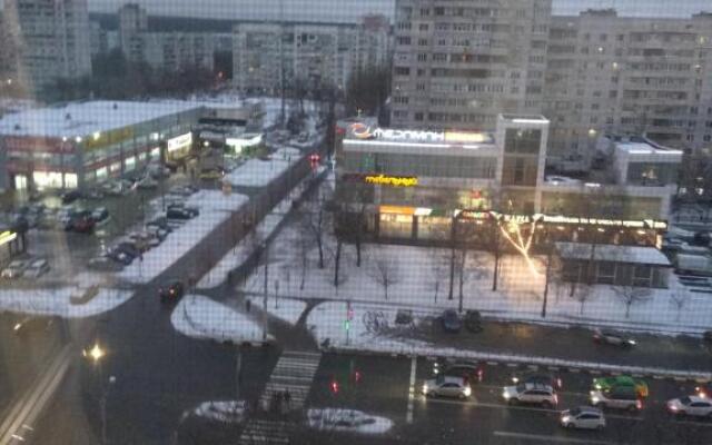 Двухкомнатная квартира на Алексеевке
