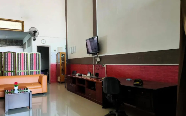 Hotel O Kost 3 Kelor Syariah