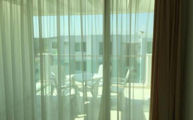 Sea Life Apartments Sinemorets