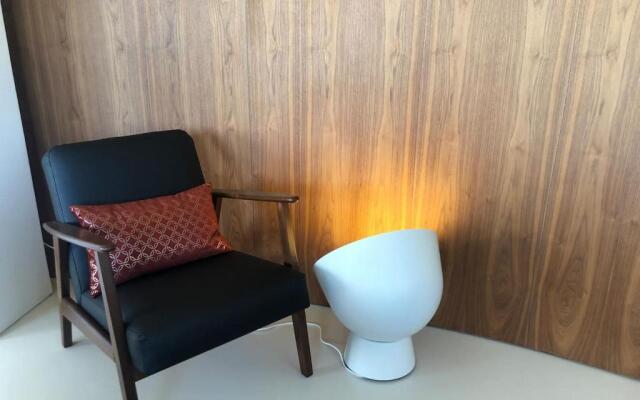 Architectural poetry in an unique 3bdrs view flat