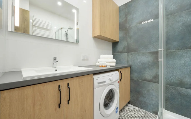 Studio in Central Wrocław by Renters