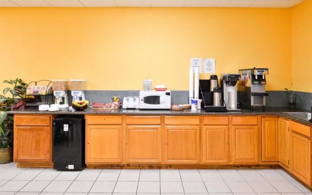 Americas Best Value Inn - Clute / Lake Jackson