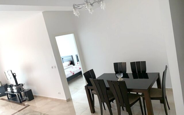 Apartment With 2 Bedrooms in Cheraga, With Shared Pool, Terrace and Wifi