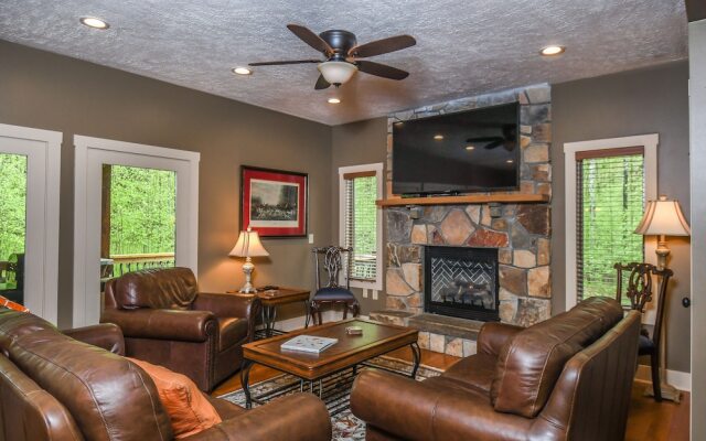 Valhalla on Mystic Creek