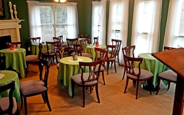 Stockbridge Lakes Bed & Breakfast