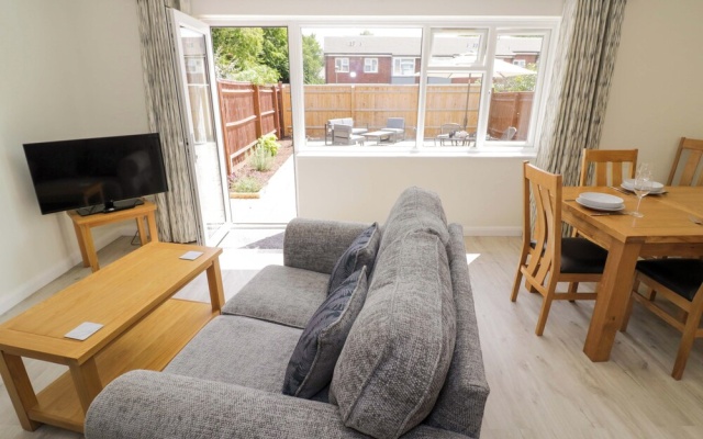 22 Old Chapel Close