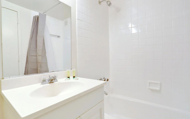 Immerse Yourself in This Beatiful Apt