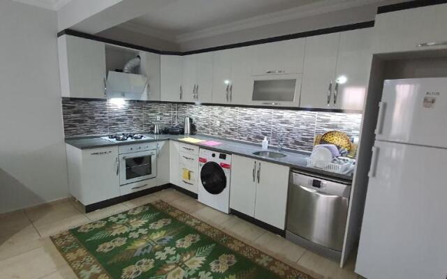 3+1 sea1km 125mt2 Furnished luxury apartment 1.kat