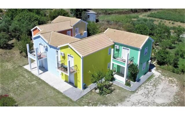 Makis Lighthouse 8