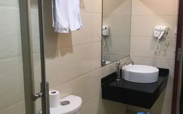Shanghai Aegean Island Hotel (Songjiang station)