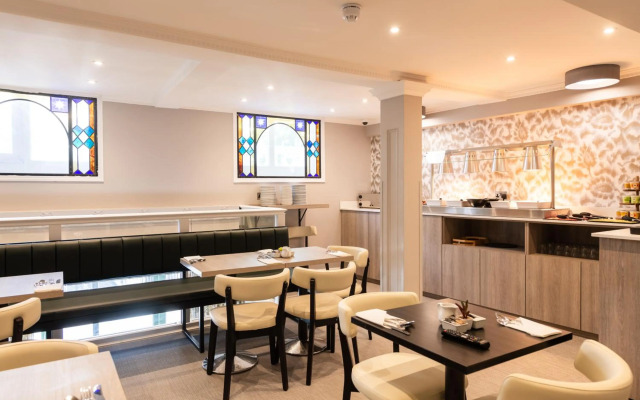 Byron Hotel London