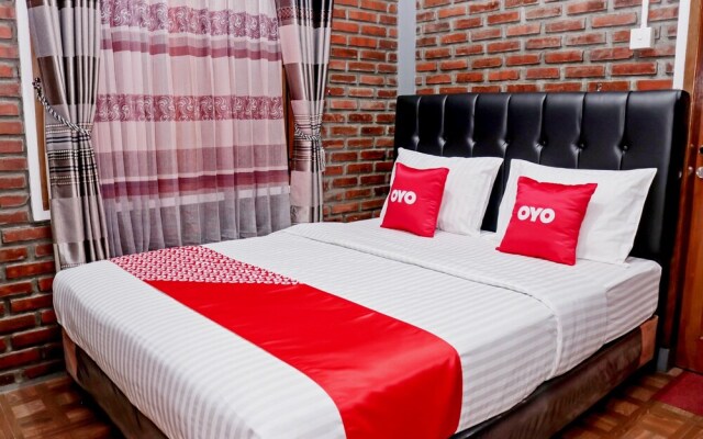 Oyo 2868 Mustika Villa