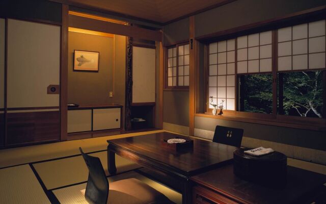 Yuzuya Ryokan