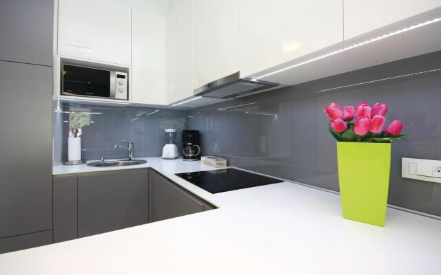 Amazing Home in Grebastica With Wifi and 2 Bedrooms