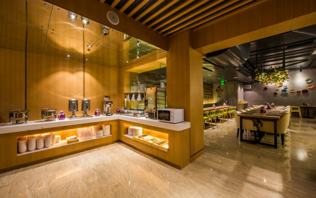 Poltton International Service Apartment Pazhou International Exhibition Center