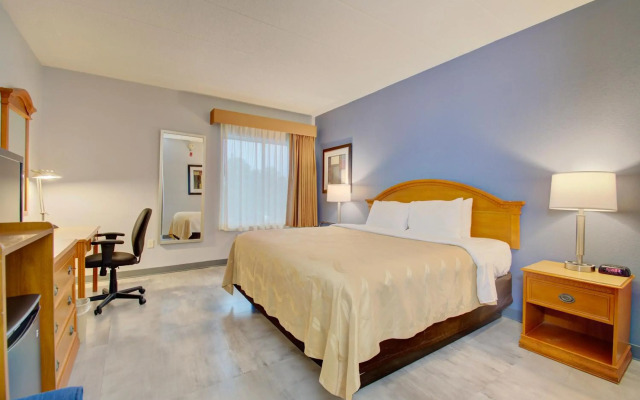 Quality Inn & Suites CVG Airport